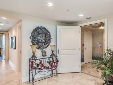 1050 Borghese Ln Unit APT 306 Naples FL