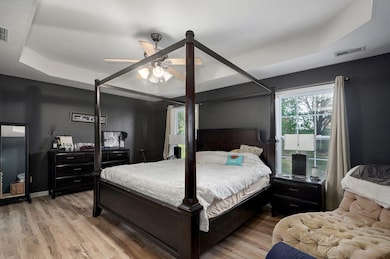 853 E Meadow Garden Ct-5