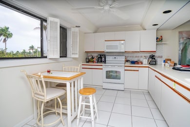B217 Kitchen Window