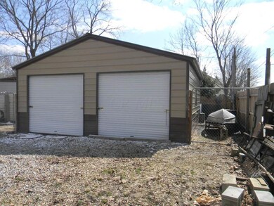 GARAGE-SIDE