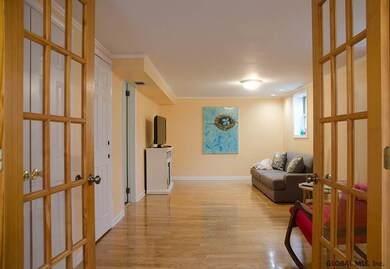 48 Myrtle St, Saratoga Springs, NY 12866 - photo 6