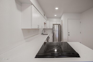 3131 W Cochise Dr unit 129, Phoenix, AZ 85051 - photo 7