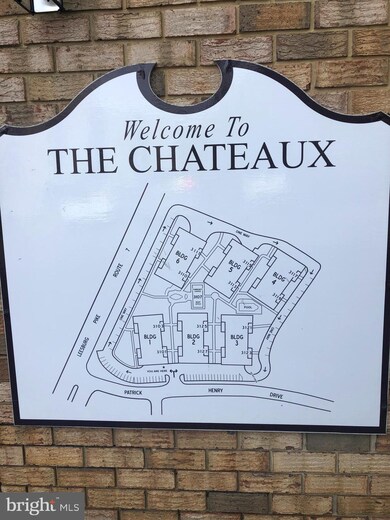 3127 Patrick Henry Dr unit 211, Falls Church, VA 22044 - photo 4