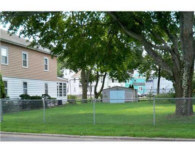 42 Tingley St, Pawtucket, RI 02861 - photo 3