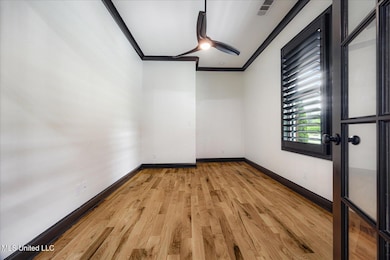 Front office/Bedroom