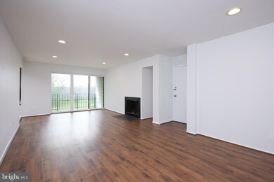 100 Duvall Ln, Gaithersburg, MD 20877 - photo 4