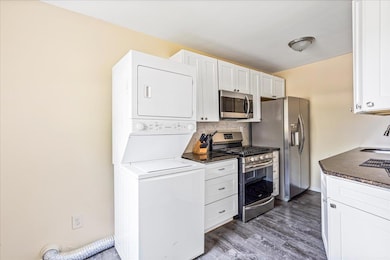 16-37 Utopia Pkwy unit 2-33, Whitestone, NY 11357 - photo 5