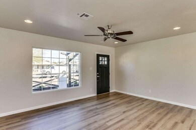 3535 E Piccadilly Rd, Phoenix, AZ 85018 - photo 6