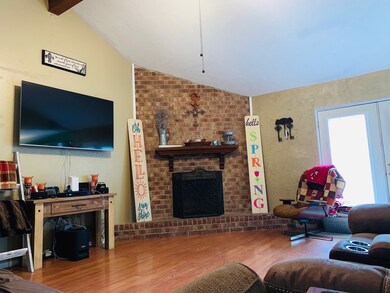 4865 Kentington Dr, Alvin, TX 77511 - photo 4