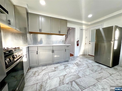 201 Lodi St, Hackensack, NJ 07601 - photo 5