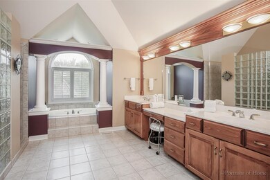 1640 Raleigh Ct, Wheaton, IL 60189 - photo 3