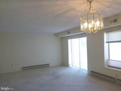 15400 Bassett Ln unit 461F, Silver Spring, MD 20906 - photo 6