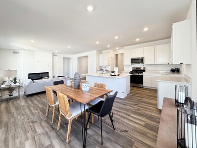 2917 Alpine Run unit 75, Stoughton, WI 53589 - photo 5