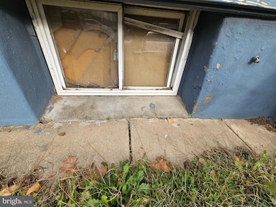 1827 S 57th St, Philadelphia, PA 19143 - photo 6