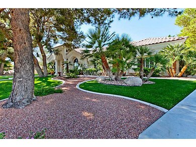 Property Photo. A Beautiful Front Yard Setting Inv