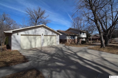506 W 1st St, Wilber, NE 68465 - photo 4