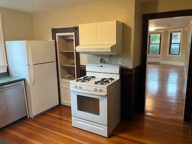 24 Marshall St unit 26, Medford, MA 02155 - photo 2