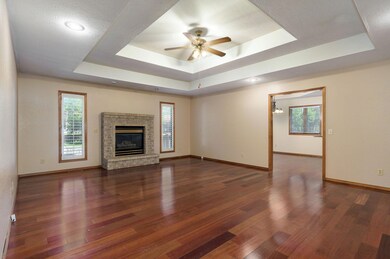 503 N Milton Dr, Nixa, MO 65714 - photo 4