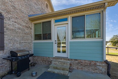 6908 Moreview Rd, Chattanooga, TN 37412 - photo 6