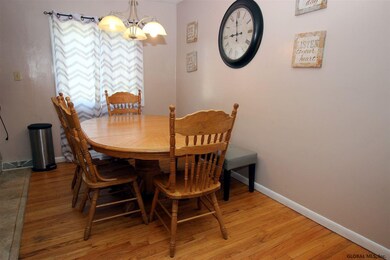 7 Red Oak Dr, Schenectady, NY 12302 - photo 6