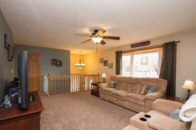 livingroom1_700.jpg