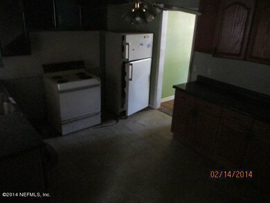 6451 Harlow Blvd, Jacksonville, FL 32210 - photo 5