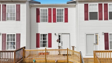 41 Tulip Grove Cir unit 6, Bristol, TN 37620 - photo 2