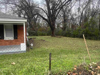 432 W Peebles Rd, Memphis, TN 38109 - photo 3