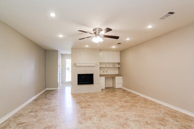 29307 Raestone St, Spring, TX 77386 - photo 3