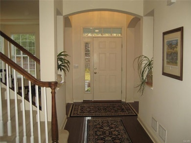 2374 Hollow View Dr, Easton, PA 18040 - photo 4