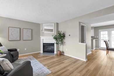 5-web-or-mls-1283-somerset-way