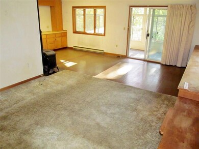 Living Room & Dining Area