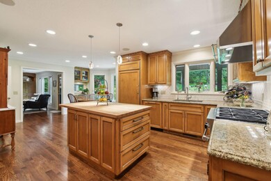 4671 Woodridge Rd, Minnetonka, MN 55345 - photo 7