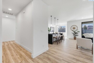 1839 S Union St, Kennewick, WA 99338 - photo 2