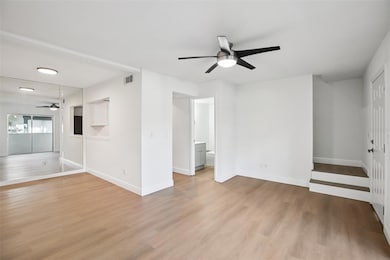 2906 Lichen Ln unit B, Clearwater, FL 33760 - photo 4