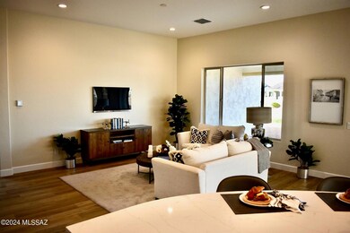 UN36 L125 Great Room