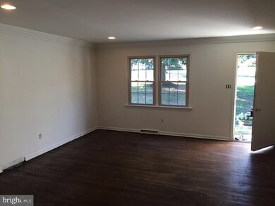 198 W Wayne Ave unit 4A, Wayne, PA 19087 - photo 6