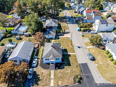 92 Lake View Blvd, Edison, NJ 08817 - photo 7