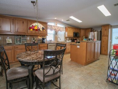 37627 New Horizons Blvd, Zephyrhills, FL 33541 - photo 6