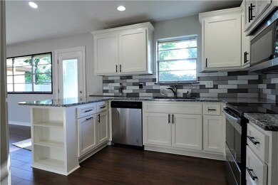 5523 Colfax Place, Oklahoma City, OK 73112 - photo 7