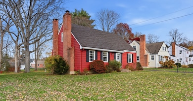 43 Dudley Rd, Wethersfield, CT 06109 - photo 3