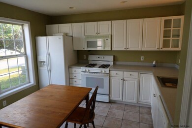 7 Maxwell Dr, Saratoga Springs, NY 12866 - photo 7