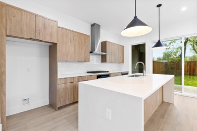 2812 Guymon St, Dallas, TX 75212 - photo 5