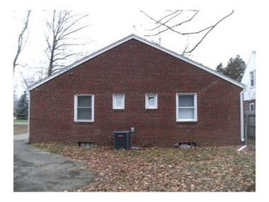 2227 W 12th St, Anderson, IN 46016 - photo 2