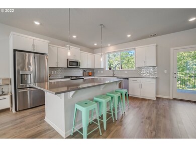 16841 SE Fox Glen Ct, Happy Valley, OR 97015 - photo 7