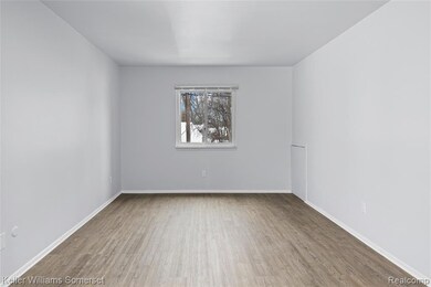 4345 Crooks Rd unit 26, Royal Oak, MI 48073 - photo 6