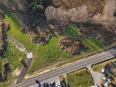 3049 Hinton Rd, Athens, WV 24712 - photo 5