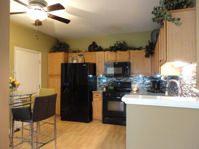 24023 Pear Tree Cir unit 170204, Plainfield, IL 60585 - photo 3