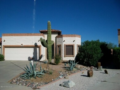 TOWNHOUSE WITH LARGE YARD