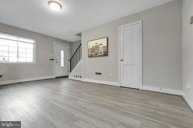 2327 Glendale Terrace, Alexandria, VA 22303 - photo 5